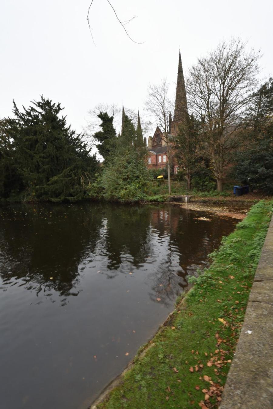 Samuels' A Duplex Apartment By Spires Accommodation In Lichfield City Centre Eksteriør bilde