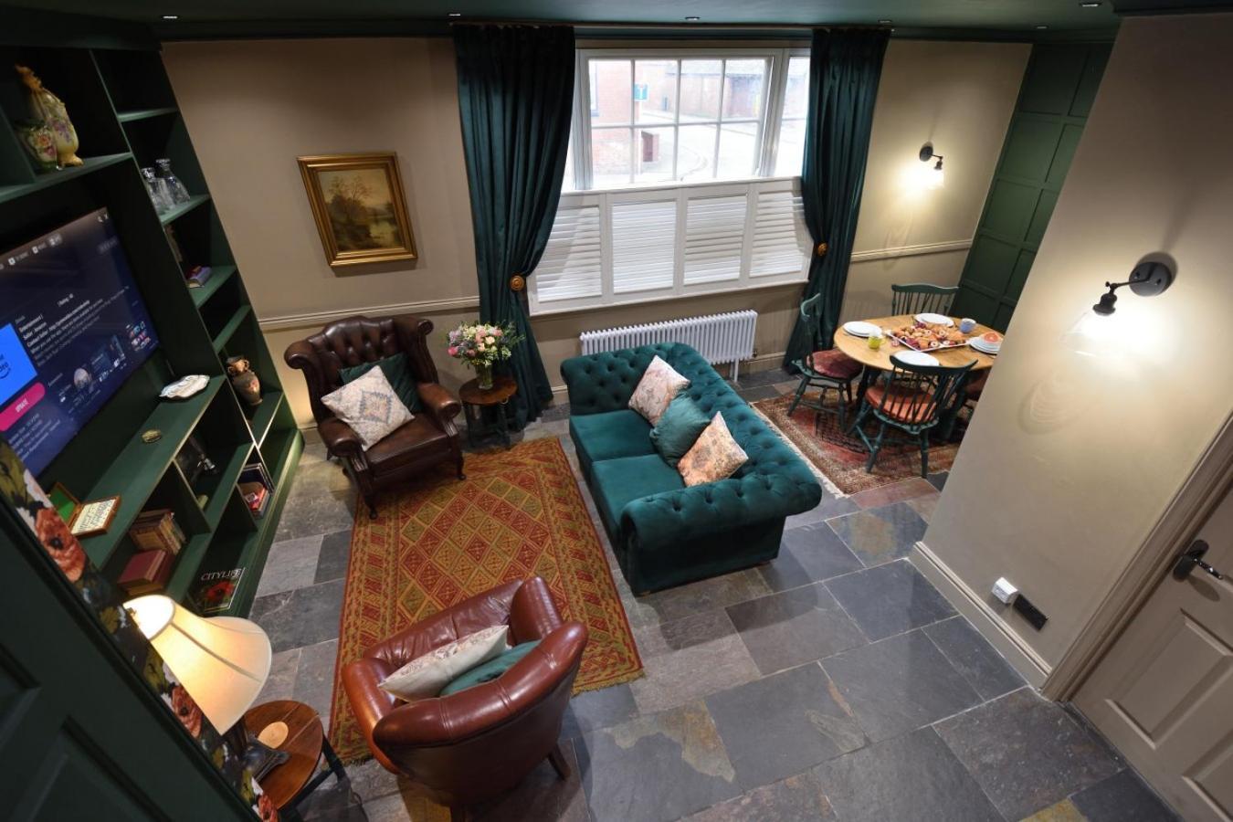 Samuels' A Duplex Apartment By Spires Accommodation In Lichfield City Centre Eksteriør bilde